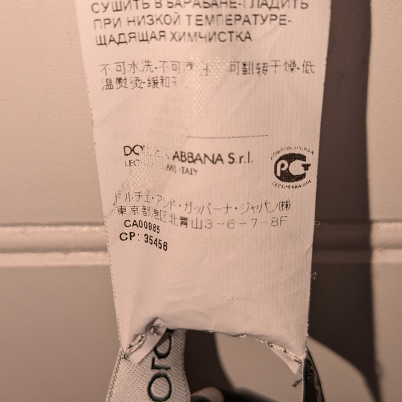 Dolce & Gabbana Black And White Polka Dot Silk Short Sleeve Blouse(10)46 - Picture 9 of 9